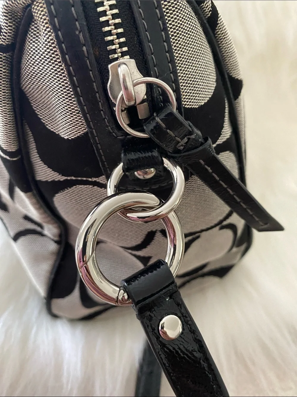 COACH Signature Jacquard Stripe Satchel in Black/ Gray with Strap F24364 EUC